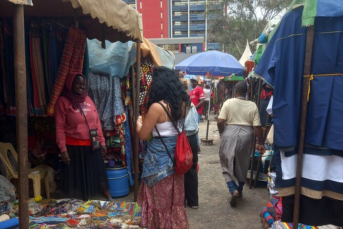 Nairobi Walking City Tour - Jeevanjee Gardens offers twenty quiet minutes