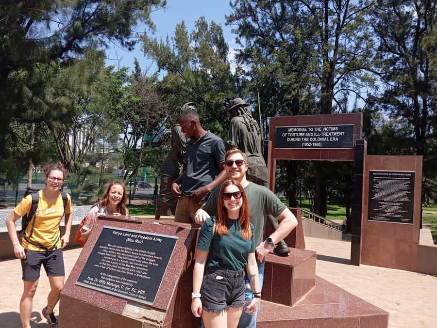 Nairobi Walking tour:Explore History Culture and Traditions - City Market, Jevanjee Garden, and a coffee pause