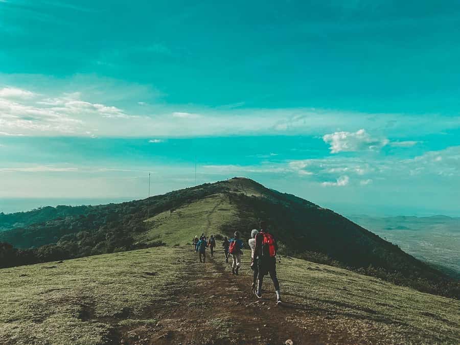 Ngong Hills: Private Hiking Tour - Lunch, drinks, and the real cost