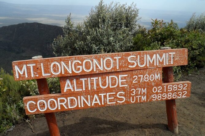 Private Hiking Day Trip to Mt. Longonot from Nairobi - Lunch Beside Lake Naivasha