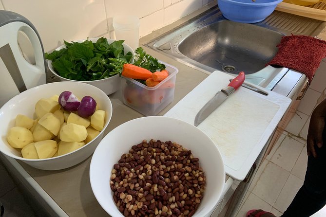 Private Kenyan Cooking Class in Nairobi with a Local - Eating together is part of the lesson