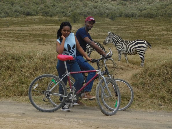 The Great Rift Valley Tour - L Bogoria, L Nakuru, L Naivasha and Hellsgate NP - Key points at a glance