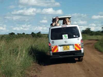 Tsavo East National Park: 2-Day Tour from Mombasa