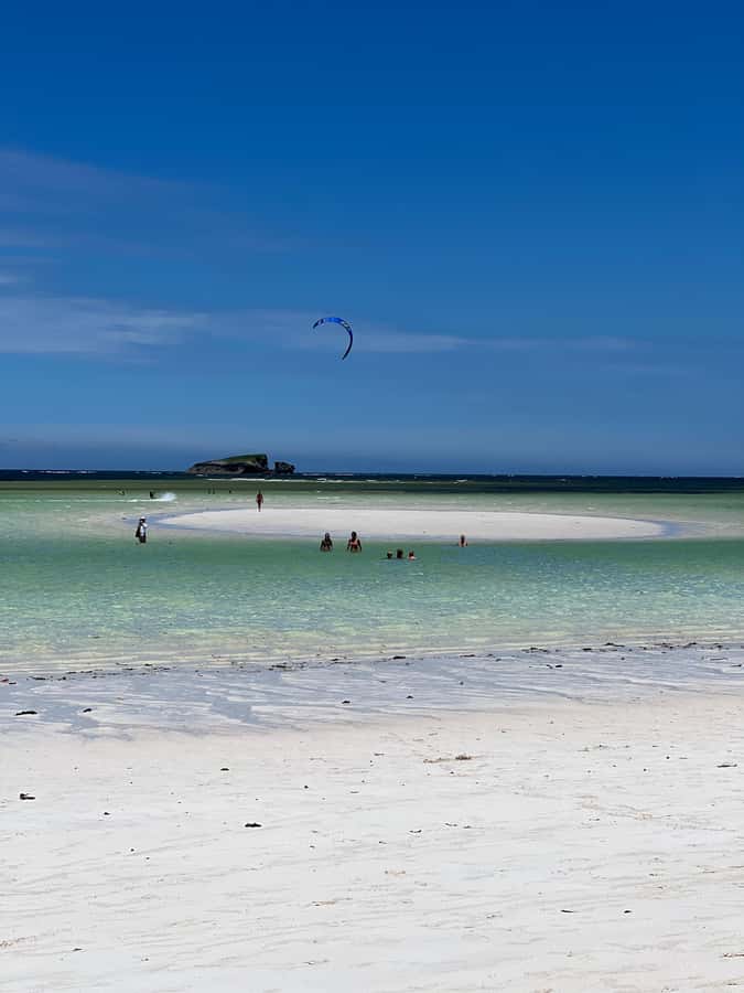 WATAMU: MALINDI: SARDEGNA ISLAND & MALINDI MARINE PARK - A seafood BBQ served on the boat